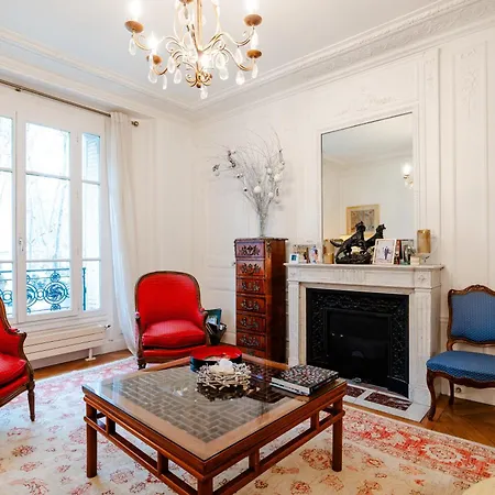 Veeve - Magic Of Light * Paryż