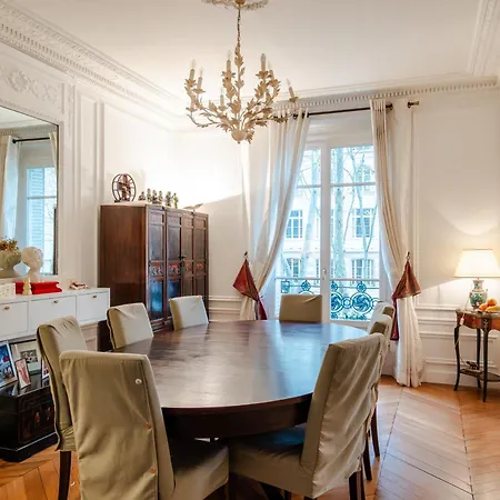 Veeve - Magic Of Light * Paryż